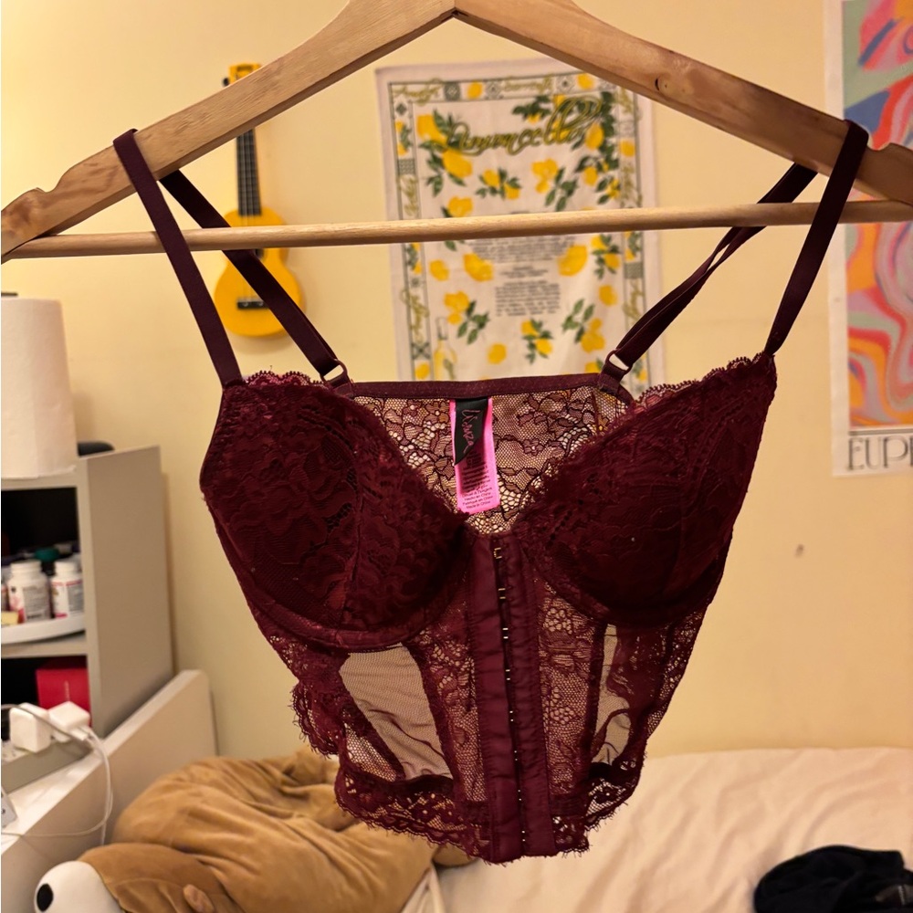 Elegant Lace Burgundy Bralette